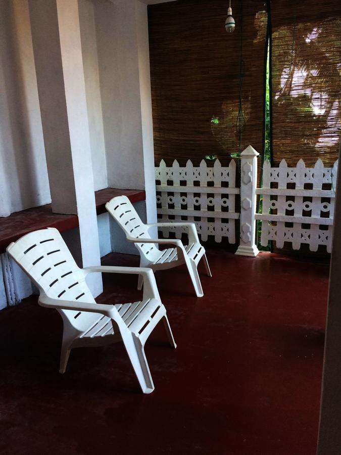SeaView Paradise Inn Weligama Bagian luar foto