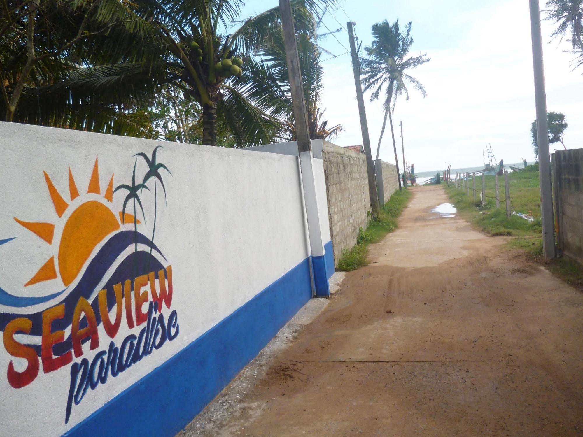 SeaView Paradise Inn Weligama Bagian luar foto
